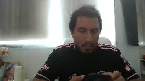 oscaryn_martell online show from November 9, 7:01 pm