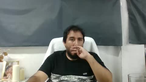 oscaryn_martell online show from December 15, 1:21 am