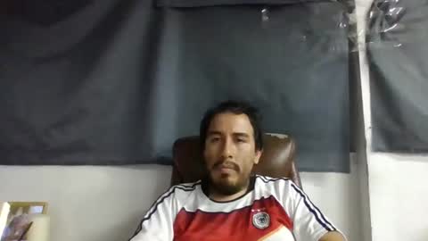 oscaryn_martell online show from March 21, 5:23 am