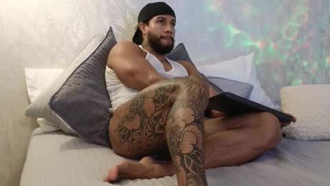 Snapshot of osher_cox chatting on November 18, 12:05 am osher_cox online show from November 18, 12:05 am