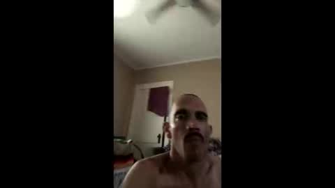 Snapshot of oskar562 chatting on October 22, 5:56 pm oskar562 online show from October 22, 5:56 pm