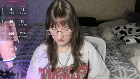 Leliana online show from March 12, 11:05 am