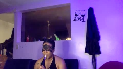 Snapshot of ososweet112 chatting on March 22, 3:43 am ososweet112 online show from March 22, 3:43 am