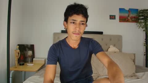 Snapshot of ostin_18hot chatting on August 2, 10:30 pm ostin 18hot online show from August 2, 10:30 pm