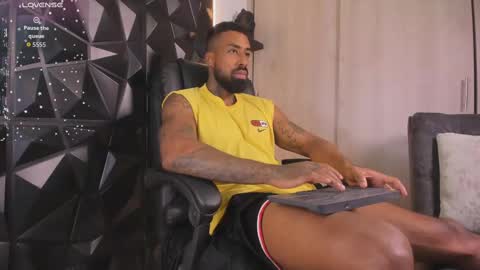 Snapshot of ostin_danielss chatting on October 7, 11:02 pm Ostin Daniels online show from October 7, 11:02 pm