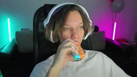 Ostin online show from January 11, 1:16 pm