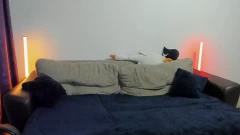Snapshot of ostin_meoww chatting on August 2, 8:29 pm Ostin online show from August 2, 8:29 pm