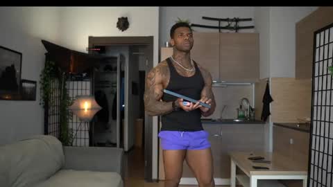Snapshot of ostine_brown chatting on May 23, 7:29 pm Ostine Brown online show from May 23, 7:29 pm