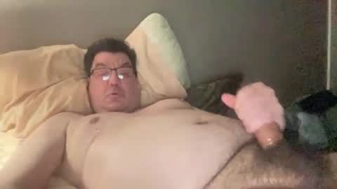 Snapshot of otter916 chatting on December 27, 7:40 am otter916 online show from December 27, 7:40 am