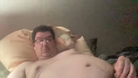 Snapshot of otter916 chatting on December 28, 5:02 am otter916 online show from December 28, 5:02 am