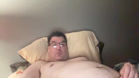 Snapshot of otter916 chatting on March 8, 8:11 am otter916 online show from March 8, 8:11 am