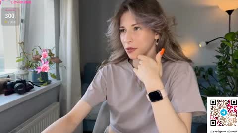 Snapshot of ottiliebolyard chatting on July 18, 11:58 am Anne online show from July 18, 11:58 am