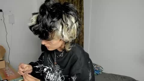 Snapshot of ottoyan_ chatting on January 28, 9:51 am Otto 3 online show from January 28, 9:51 am