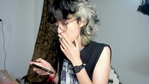 Snapshot of ottoyan_ chatting on February 4, 7:40 am Otto 3 online show from February 4, 7:40 am