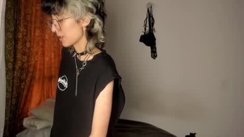 Snapshot of ottoyan_ chatting on February 17, 6:48 pm Otto 3 online show from February 17, 6:48 pm