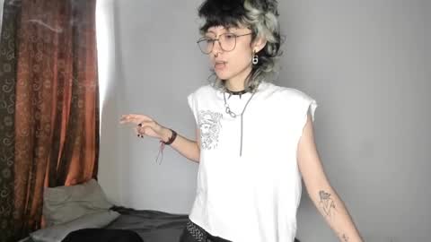 Snapshot of ottoyan_ chatting on February 22, 7:14 pm Otto 3 online show from February 22, 7:14 pm