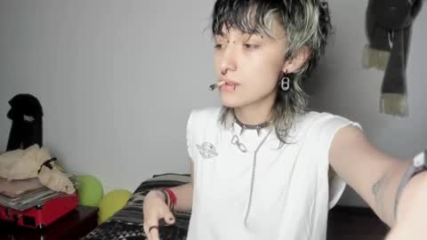 Snapshot of ottoyan_ chatting on March 7, 7:27 pm Otto 3 online show from March 7, 7:27 pm