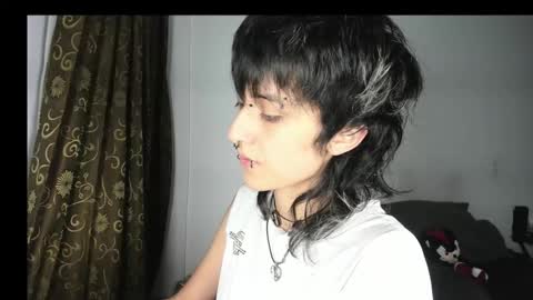 Snapshot of ottoyan_ chatting on November 30, 9:13 am Otto 3 online show from November 30, 9:13 am