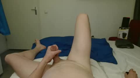 Snapshot of oudzktjong chatting on November 8, 11:03 pm kars online show from November 8, 11:03 pm