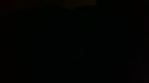 Snapshot of ouiostie chatting on December 6, 8:37 am Vraiment la online show from December 6, 8:37 am