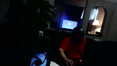 Snapshot of ouiostie chatting on December 29, 4:08 pm Vraiment la online show from December 29, 4:08 pm