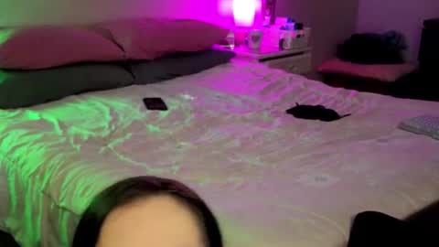 OurJourneyXoXo online show from March 17, 7:01 am