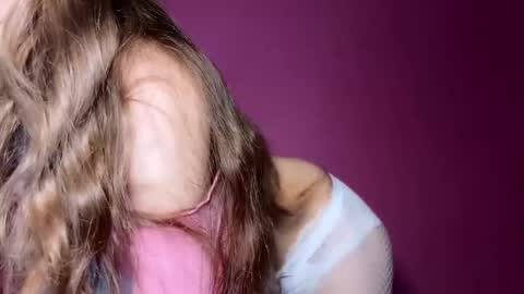 Snapshot of outerspace2000 chatting on September 25, 6:22 pm outerspace2000 online show from September 25, 6:22 pm