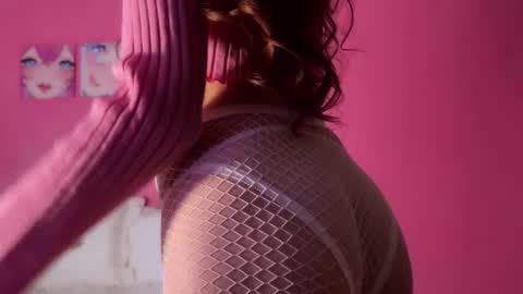 Snapshot of outerspace2000 chatting on October 18, 5:03 pm outerspace2000 online show from October 18, 5:03 pm