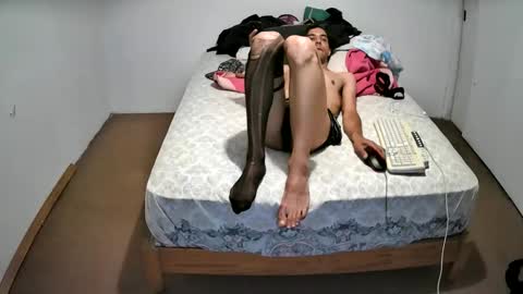 Snapshot of outtamatik chatting on March 11, 12:54 am G online show from March 11, 12:54 am