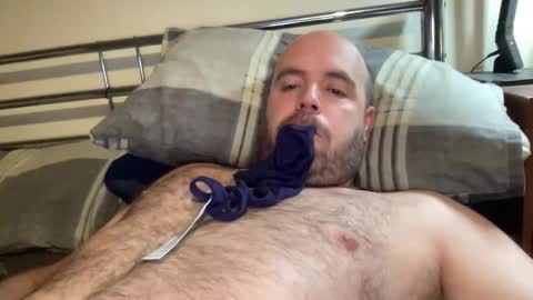 Snapshot of owenfn2 chatting on December 5, 7:17 am Owen2022 online show from December 5, 7:17 am