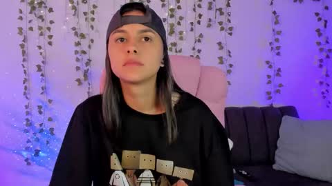 Snapshot of owenfoxx1 chatting on December 15, 2:32 pm Owen foxx online show from December 15, 2:32 pm