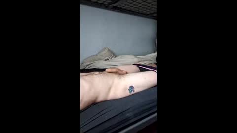 owenm2203 online show from April 28, 6:24 pm