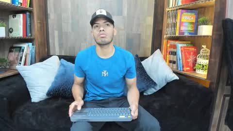 Snapshot of owenpierce1 chatting on September 29, 11:59 am Owen online show from September 29, 11:59 am