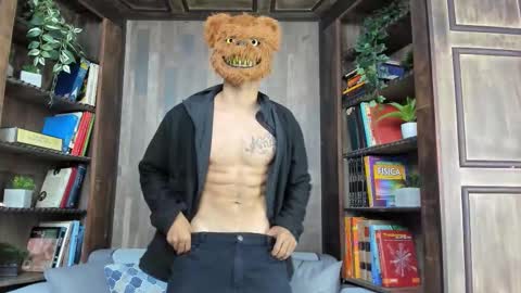 Snapshot of owenpierce1 chatting on October 18, 12:17 pm Owen online show from October 18, 12:17 pm