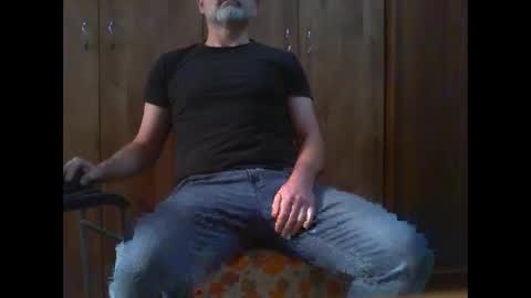 Snapshot of oxiddixo chatting on March 1, 1:24 pm oxiddixo online show from March 1, 1:24 pm
