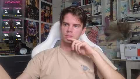 Snapshot of oxmikexo chatting on December 19, 12:34 pm Mike online show from December 19, 12:34 pm