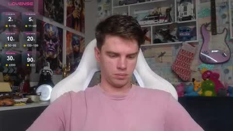 Snapshot of oxmikexo chatting on January 9, 12:08 pm Mike online show from January 9, 12:08 pm