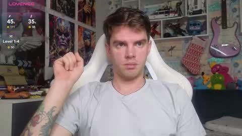 Snapshot of oxmikexo chatting on January 12, 12:43 pm Mike online show from January 12, 12:43 pm