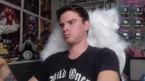 Snapshot of oxmikexo chatting on February 14, 11:29 am Mike online show from February 14, 11:29 am