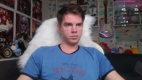 Snapshot of oxmikexo chatting on March 9, 12:09 pm Mike online show from March 9, 12:09 pm