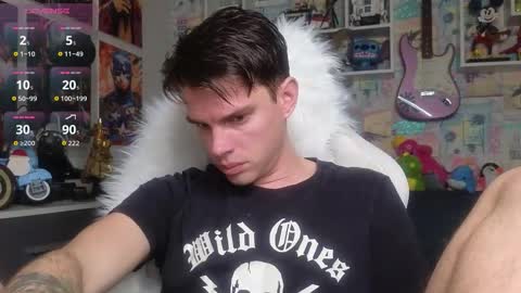 Snapshot of oxmikexo chatting on March 15, 1:39 pm Mike online show from March 15, 1:39 pm