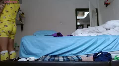 Snapshot of oxxy_jean chatting on June 29, 1:11 pm Jeannifer online show from June 29, 1:11 pm