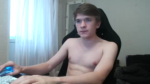 Snapshot of oydikey chatting on December 21, 9:27 am Oydin online show from December 21, 9:27 am