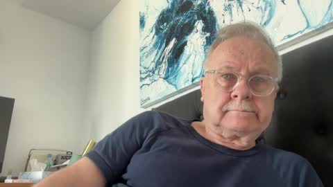 ozhairybearxxxx online show from June 22, 2:46 am