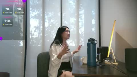 Snapshot of ozhmara chatting on December 4, 2:15 pm ozhmara online show from December 4, 2:15 pm