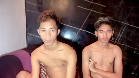 Snapshot of p1noytwink_xel chatting on July 29, 7:23 pm p1noytwink_xel online show from July 29, 7:23 pm