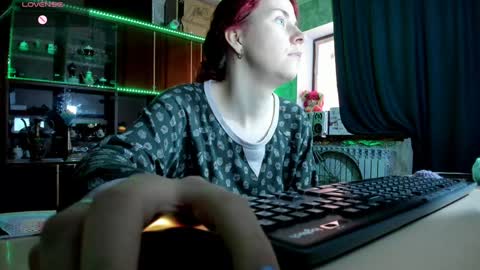 Ella online show from January 24, 6:57 am