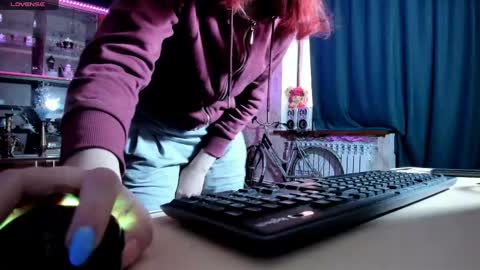 Ella online show from February 14, 6:56 am