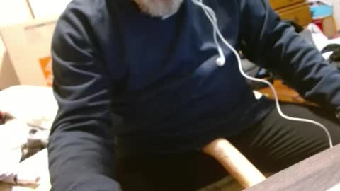 Snapshot of pablito2513 chatting on January 7, 12:29 pm pablito2513 online show from January 7, 12:29 pm