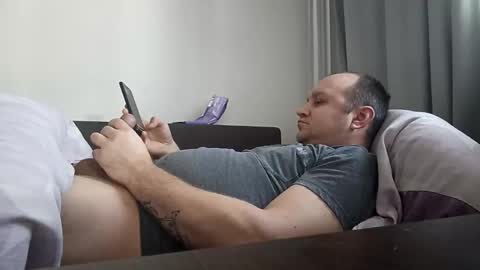 Snapshot of pablo2802 chatting on March 4, 12:55 pm pablo2802 online show from March 4, 12:55 pm